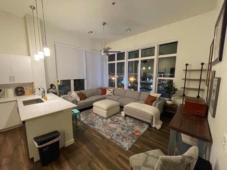 A Perfect Getaway In The Heart Of The Action Apartment Las Vegas Luaran gambar